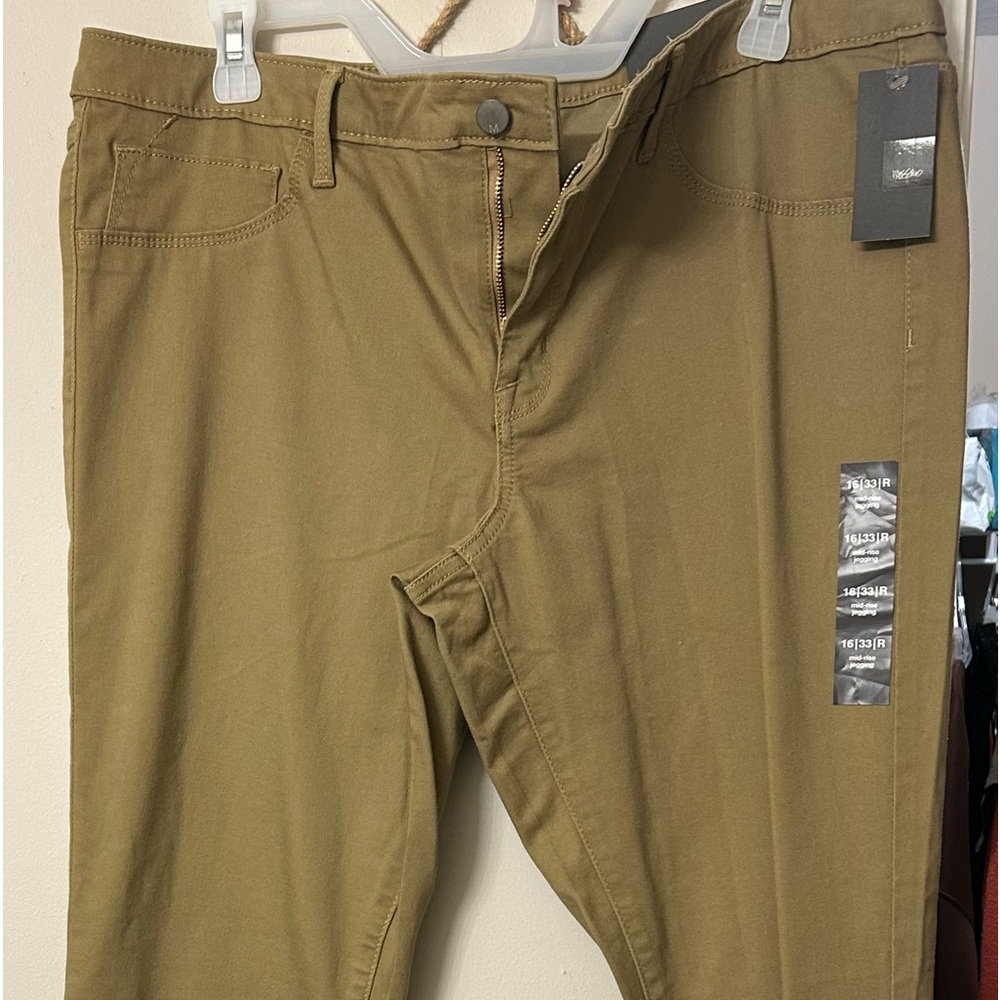 Women Khaki Stretch Jeggings size 16 New with Tags